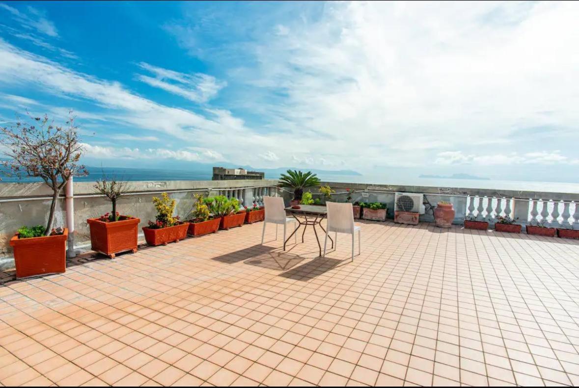 Appartement Rooftop In Front Of The Castle